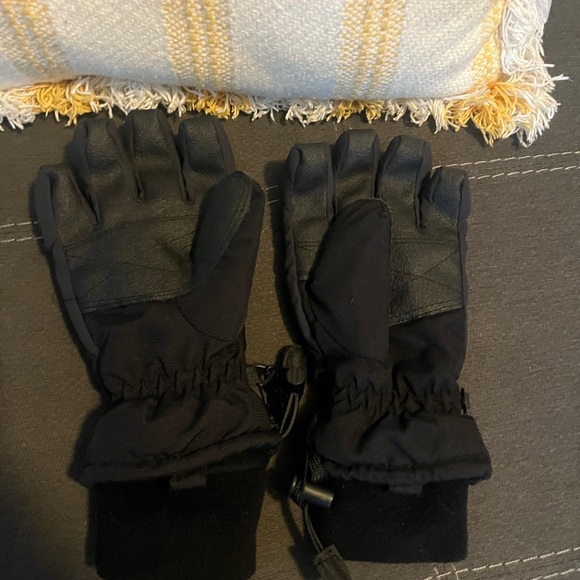 REI Waterproof Snowgloves - Picture 2 of 4